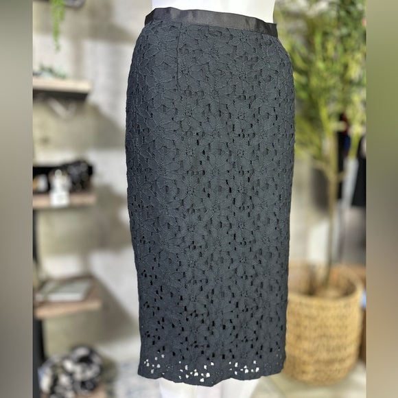 Paper Crown Dresses & Skirts - Paper crown flower pencil skirt